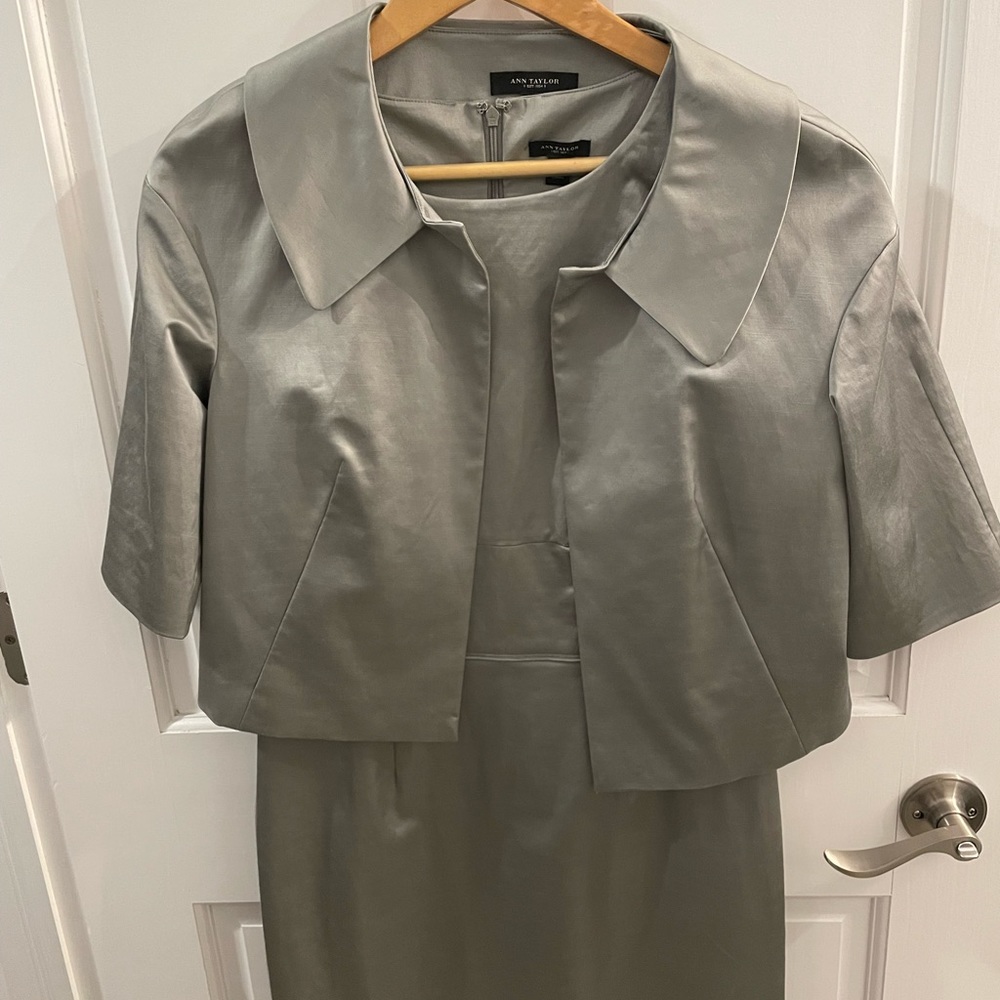 Ann Taylor sleeveless dress and jacket.